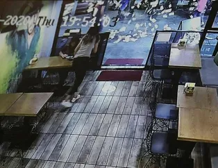 Kafeden sokağa binlerce lira saçıldı