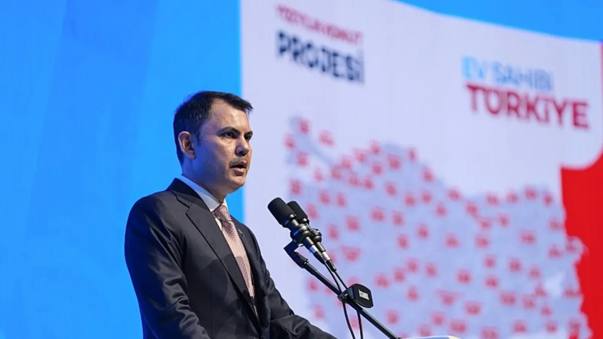 Bakan Kurum'dan asrın inşası açıklaması: "Saatte 23 günde 550 konut ürettik"
