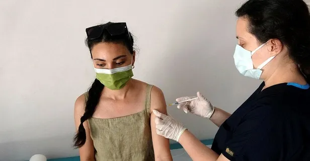 Sağlık Bakanı Koca: Dün saat 24’e kadar 997 bin doz aşı yapıldı