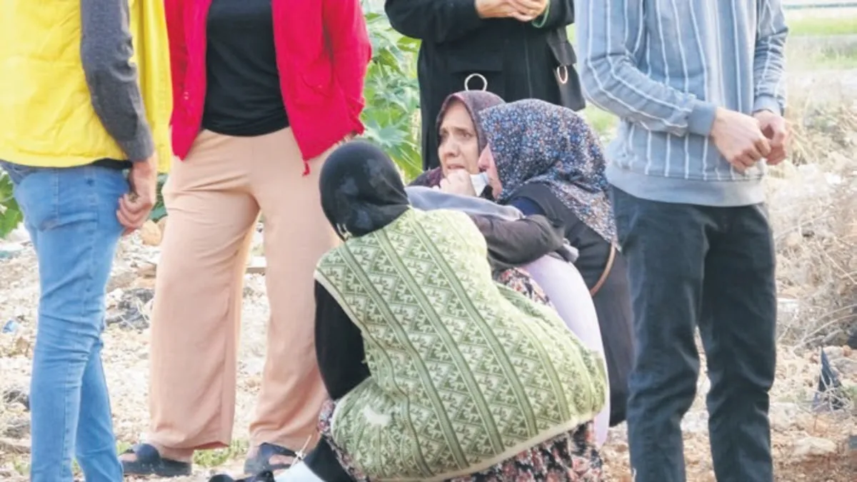 Antalya’da kan donduran cinayet! Polis memuru eş ve çocuklarını tabancayla katletti!