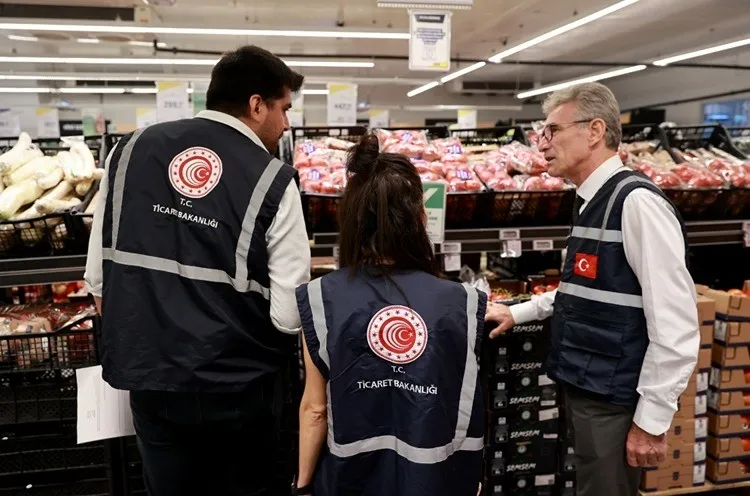 zincir-marketlerin-kirli-tezgahi-desifre-oldu-reyonda-fahis-fiyat-vurgunu-1775681411676.jpeg Zincir marketlerin kirli tezgahı deşifre oldu: Reyonda fahiş fiyat vurgunu-1