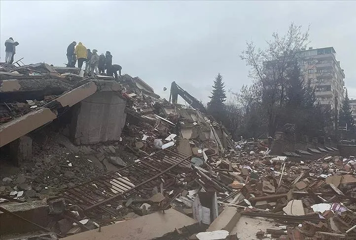 Dört voleybolcu daha deprem kurbanı
