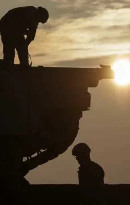 ABD tankları Karadeniz kıyısında