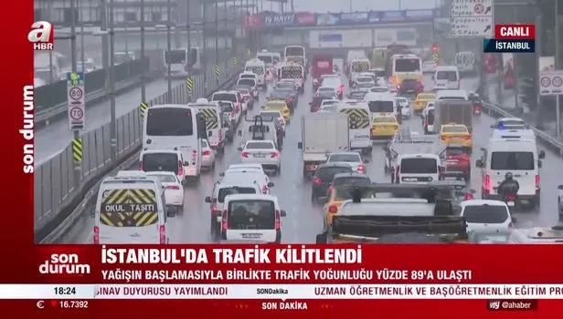 İstanbul'da beklenen yağış başladı, trafik kilitlendi