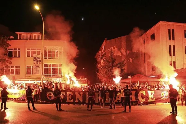 Gökhan Gönül taraftarı öven Tisserand'a seslendi! "Sen bir de şampiyon olduğumuzda gör"-3