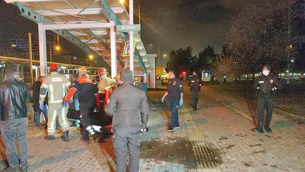 Bursa'da akılalmaz kaza! Aracın metro alt geçidi merdivenlerine düşmesi sonucu bir kişi öldü-4