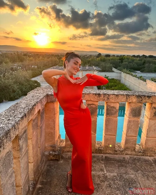 Hande Erçel kırmızılar içinde paylaştı! Arzu Sabancı’nın müstakbel gelini ayakkabılarının fiyatıyla dudak uçuklattı - 11