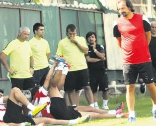 Tüm şimşekleri üzerine çekti!