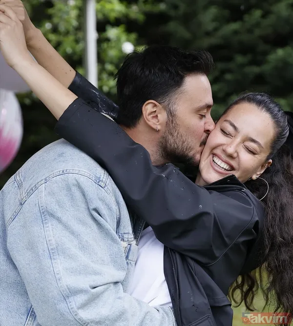 9 yıllık evliliği biteceği konuşulan Pelin Akil ortalığı ateşe verdi! Eşi Anıl Altan’a olay yorum - 10