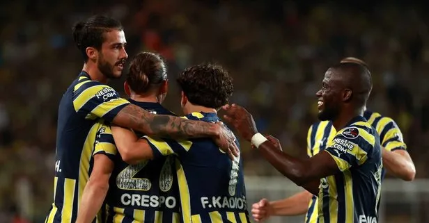 Fenerbahçe’ye dönecek mi? Yıldız isim resmen açıkladı