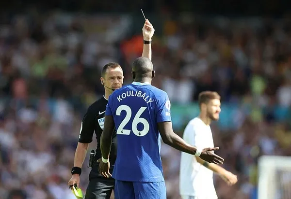 chelseaye-leeds-united-kabusu-3-farkli-maglup-oldular-1661095526154.jpg Chelsea'ye Leeds United kabusu! 3 farklı mağlup oldular-3