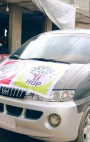 Suriye'de YPG/PKK yanlısı teröristlerin HDP sevinci
