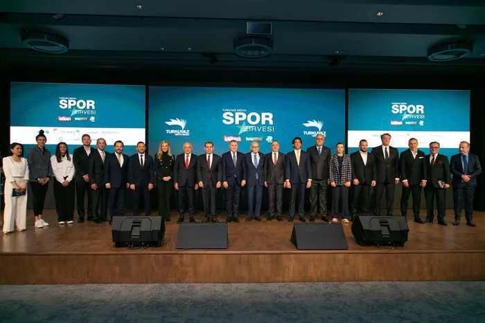 sporun-kalbi-turkuvaz-medyada-atti-super-ligin-en-iyileri-odulleri-sahiplerini-buldu-1703507952896.jpeg