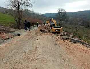 Bursa’da heyelan! Yol ulaşıma kapandı