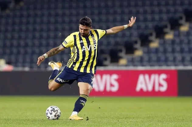 Son dakika: Ozan Tufan Fenerbahçe'ye dönüyor