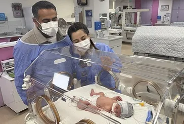 Konya’da tıp dünyasında az rastlanan tesadüf: İki neslin ikizlerini aynı profesör doğurttu