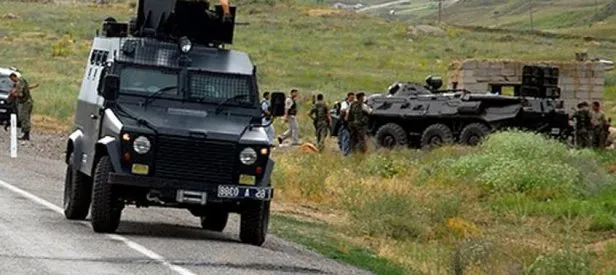 Diyarbakır’da askeri araca hain saldırı