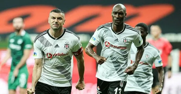 Beşiktaş'ta şok! Burak Yılmaz sakatlandı