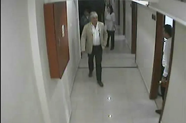 FETÖ'cü Metin Topuz'a ABD Büyükelçiliği'nden skandal destek!