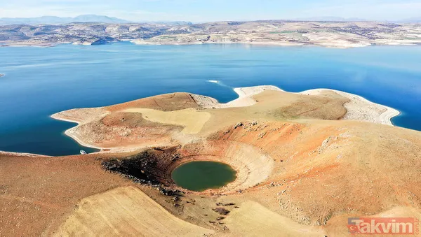 Keban Baraj Gölü'nde sular çekilince dev obruk ortaya çıktı! Meteor düşmesi sonucu oluştuğuna inanılıyor - 7