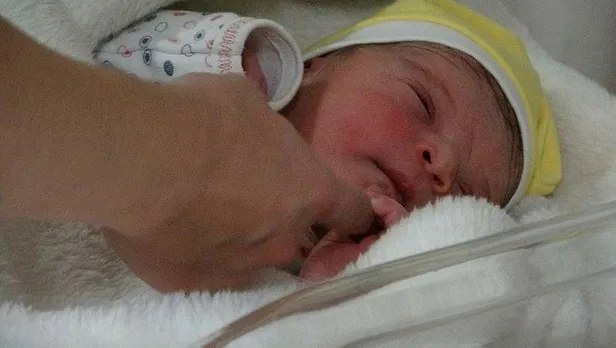 turkiye-yuzyilinin-ilk-neferleri-yavuz-selim-cam-sakurada-murat-ve-ayse-ikizler-malatyada-gozlerini-acti-bakan-1672524754231.jpeg Türkiye Yüzyılı'nın ilk neferleri! Yavuz Selim Çam Şakura'da, Murat ve Ayşe ikizler Malatya'da gözlerini açtı: Bakan Koca'dan mesaj-6