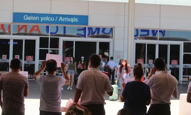 Antalya’ya turist akını! Hafta sonu hava yoluyla 72 bin 479 turist geldi-2