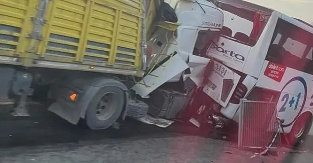 Denizli De Korkunc Kaza Otobus Ve Tirlarin Karistigi Zincirleme Kazada Olu Ve Yaralilar Var Takvim