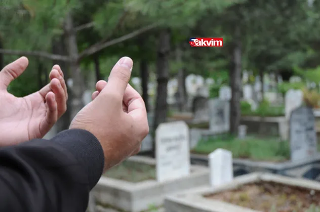 Kabir ziyaretinde okunacak dualar! Bayramda mezarlıkta hangi dualar okunur?