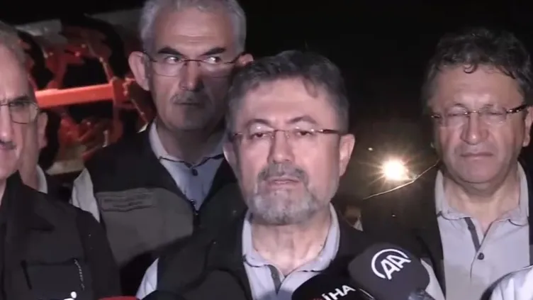 Bakan Yumaklı'dan Çanakkale'deki orman yangınına ilişkin önemli açıklamalar!