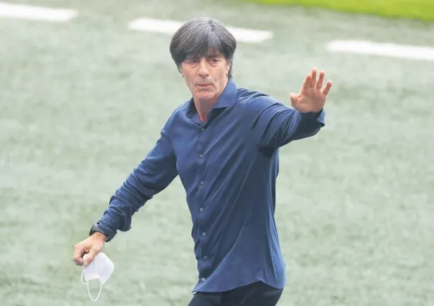 fenerbahce-yonetimi-yasanan-hoca-krizine-bu-hafta-son-vermek-icin-kollari-sivadi-1641156946320.jpeg Fenerbahçe yönetimi yaşanan hoca krizine bu hafta son vermek için kolları sıvadı-3
