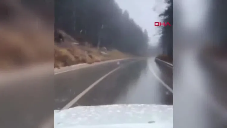 Bursa Uludağ'a yılın ilk karı yağdı