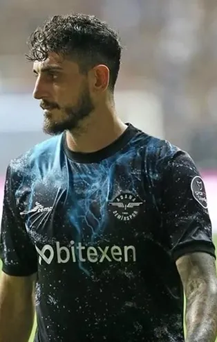 Fenerbahçe yönetimi ara transferin ilk hamlesini yaptı, milli stoperi kadrosuna kattı