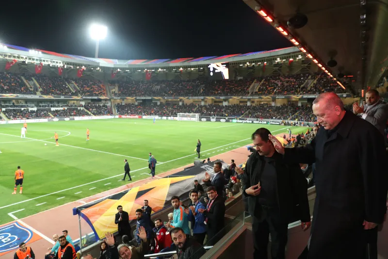 Başkan Erdoğan, Medipol Başakşehir-Roma maçında - 6
