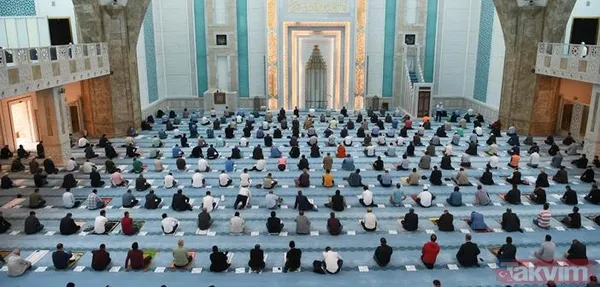 RAMAZAN BAYRAMI İL İL NAMAZ SAATLERİ 2 Mayıs 2022! Diyanet.gov.tr: 81 il namaz vakitleri listesi! Bayram namazı saat kaçta kılınacak? - 20