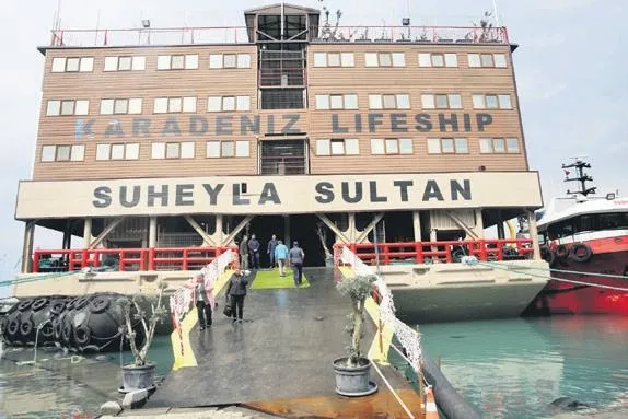 evleri-yikildi-hayalleri-yikilmadi-depremzede-uc-genc-kiz-hayallerinden-vazgecmedi-1678833450756.jpeg Evleri yıkıldı hayalleri yıkılmadı! Depremzede üç genç kız hayallerinden vazgeçmedi-3