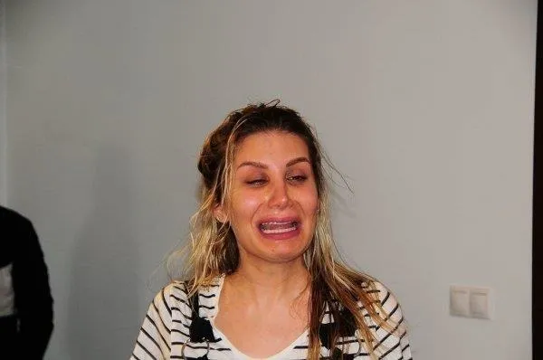 İrem Derici hem güldü hem ağladı!-2
