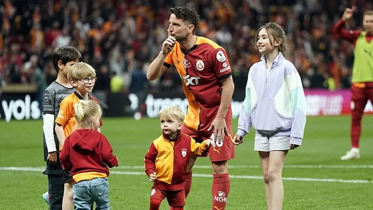 Dries Mertens kızına Türkçe isim koyacak!