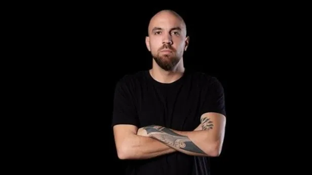 survivor-sercan-kimdir-eleme-adayi-sercan-yildirim-kac-yasinda-ve-nerelidir-iste-hayati-1592929420032.jpg Survivor Sercan kimdir? Eleme adayı Sercan Yıldırım kaç yaşında ve nerelidir? İşte hayatı-2
