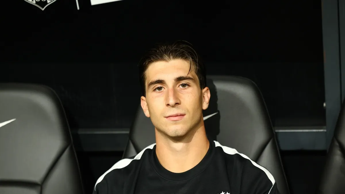 Beşiktaş'ta Miretti sakatlandı, oyuna devam edemedi