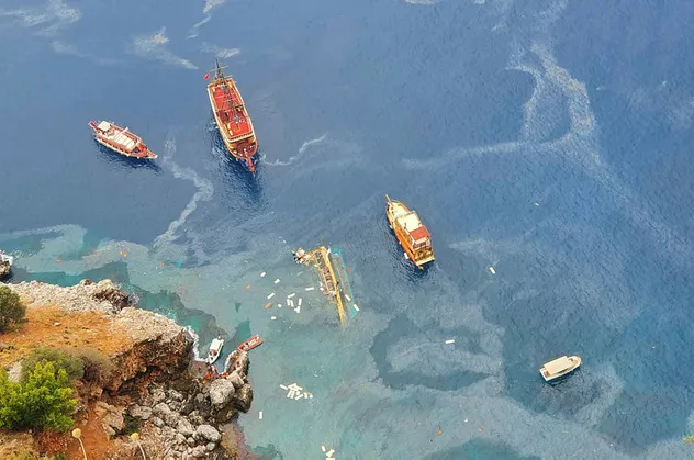 SON DAKİKA: Alanya'da tur teknesi battı