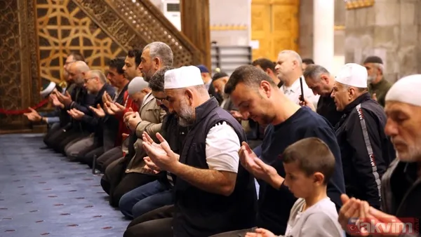 İnna Enzelnahü Duası Arapça Yazılışı - Kadir Suresi Okunuşu, Türkçe Anlamı ve Tefsiri - 5