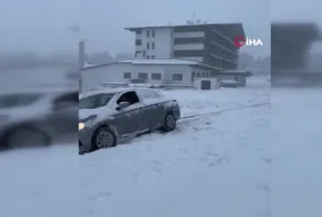 Bursa Uludağ'da kar kalınlığı 50 santimetreye ulaştı