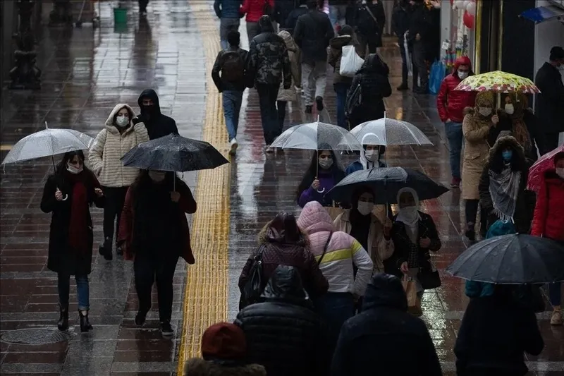 HAVA DURUMU | Meteoroloji kuvvetli yağış için saat verdi: Hazırlıklı olun | 5 bölge için alarma geçildi! Yarın gece yarısına kadar...-8