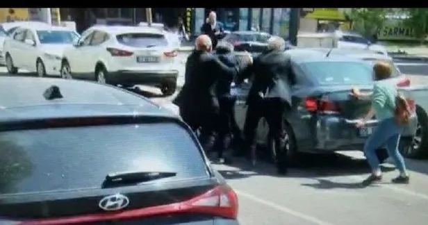 HDP’liler evlat nöbeti tutan babaya saldırdı!-2
