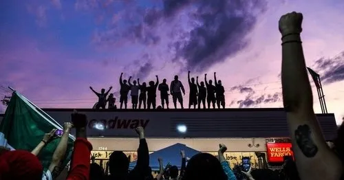 29 yıl sonra bir ilk! ABD Başkanı Donald Trump: Kuşatma altındayız-2