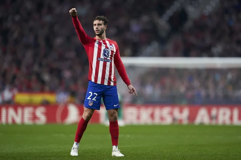 galatasaray-mario-hermoso-basarisizligini-unutturacak-yildiz-isim-icin-ilk-adim-atildi-1725208907994.jpg Mario Hermoso