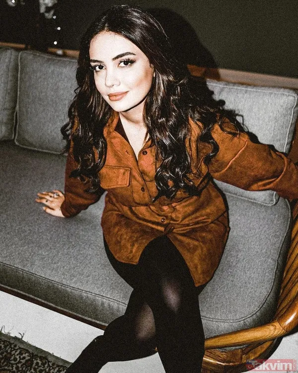 Mehmet Ali Erbil'in tacizini ifşa etmişti! Karnı burnunda olan Ece Ronay hem alttan hem üstten açtı o pozuna yorum yağdı: "Sen Rihanna mısın?" - 31