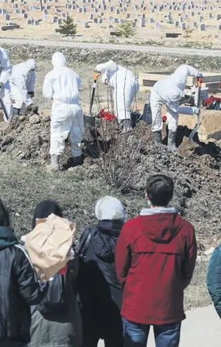 Rusya'da Coronavirüs bilançosu ağırlaşıyor