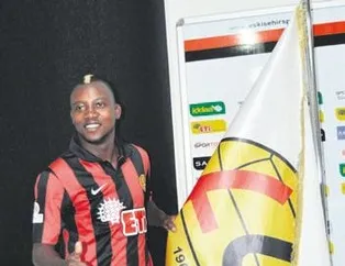 İbrahim Sissoko yine Es-Es’te forma giyecek