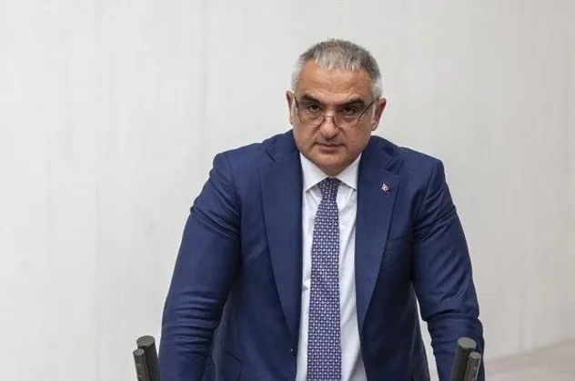 Bakan Ersoy'dan Nobel skandalına sert tepki